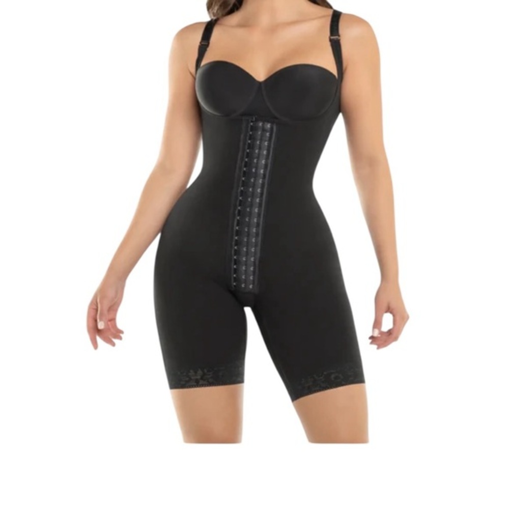 Giselle High-Waist Black Full-Body Shapewear Bodysuit Size M